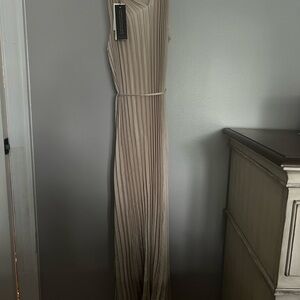 Elegant Beige Pleated Maxi Dress